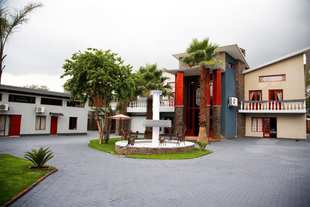 Travetel Or Tambo Airport Hotel Kempton Park Exterior photo